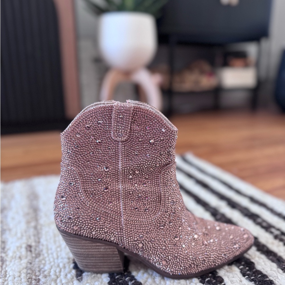 Matisse Harlow Western Rhinestone Booties • Size 7.5 • Excellent Condition - Picture 9 of 9